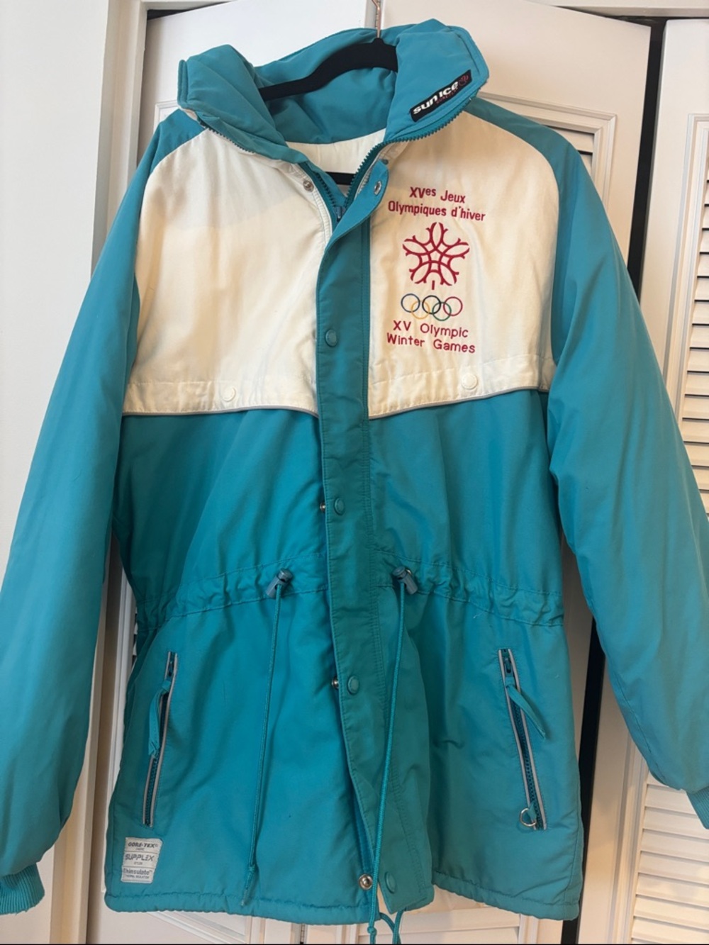 Vintage Calgary 1988 Winter Olympics Jacket